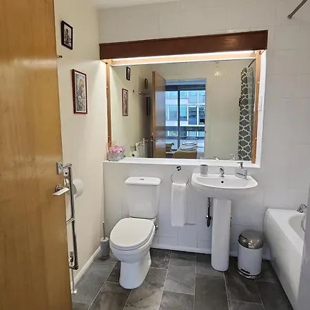 Top Floor Room In Baker St Лондон Экстерьер фото