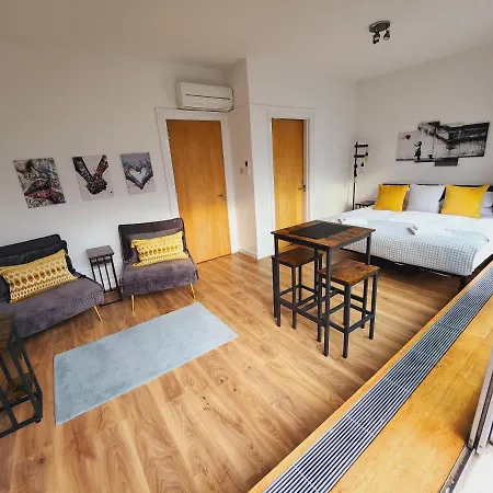 Top Floor Room In Baker St Лондон Экстерьер фото