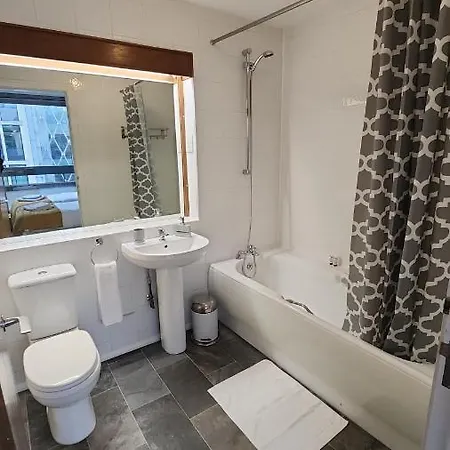 Top Floor Room In Baker St Лондон Экстерьер фото