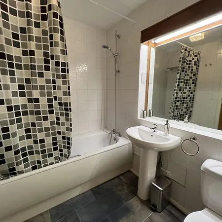 Top Floor Room In Baker St Лондон Экстерьер фото
